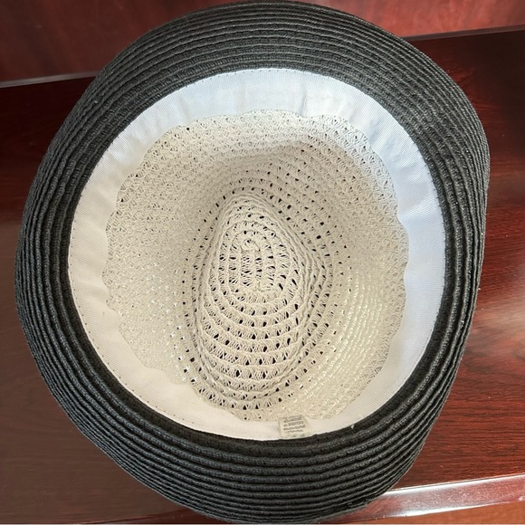 Hat - Picture 3 of 7